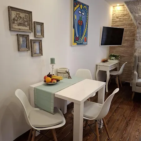 Apartment Luna And Rovinj